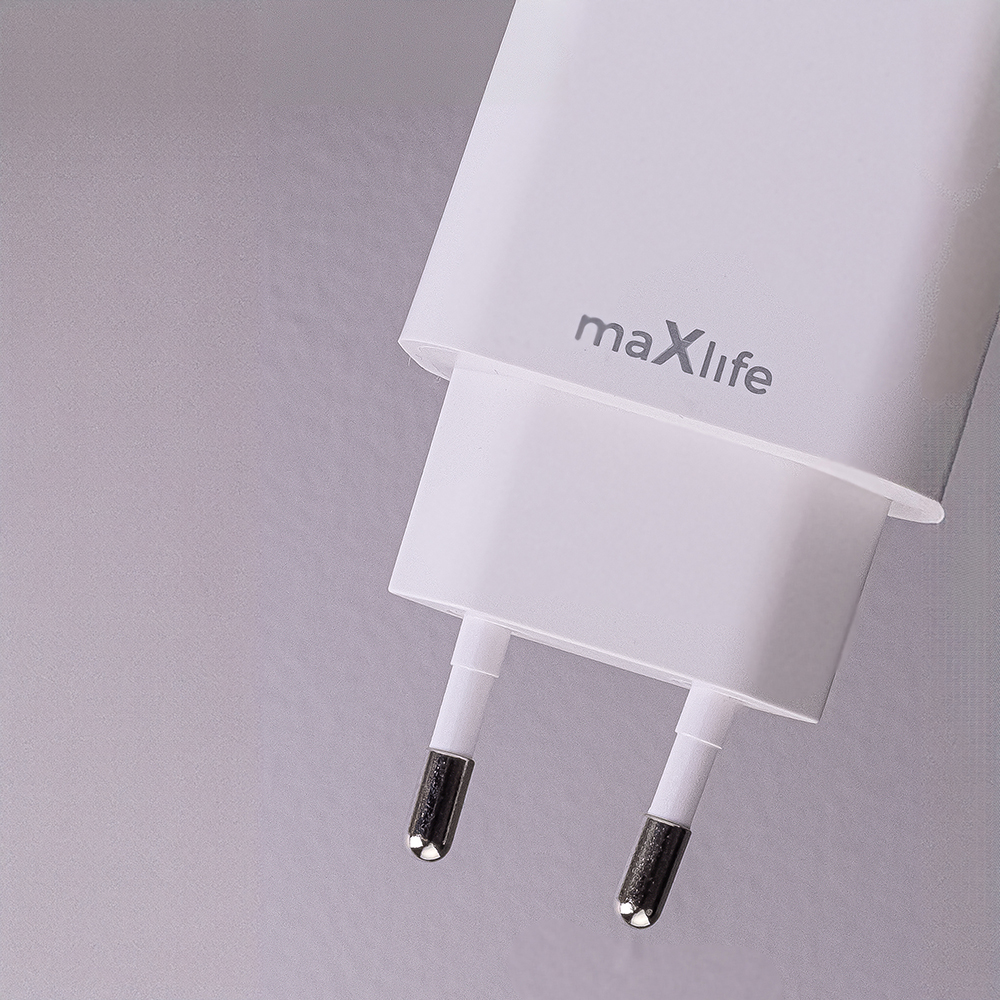 Szybka adowarka 20W z kablem do telefonu Maxlife  2 porty USB i USB-C kabel USB-C - Lightning Realme GT 7 / 5