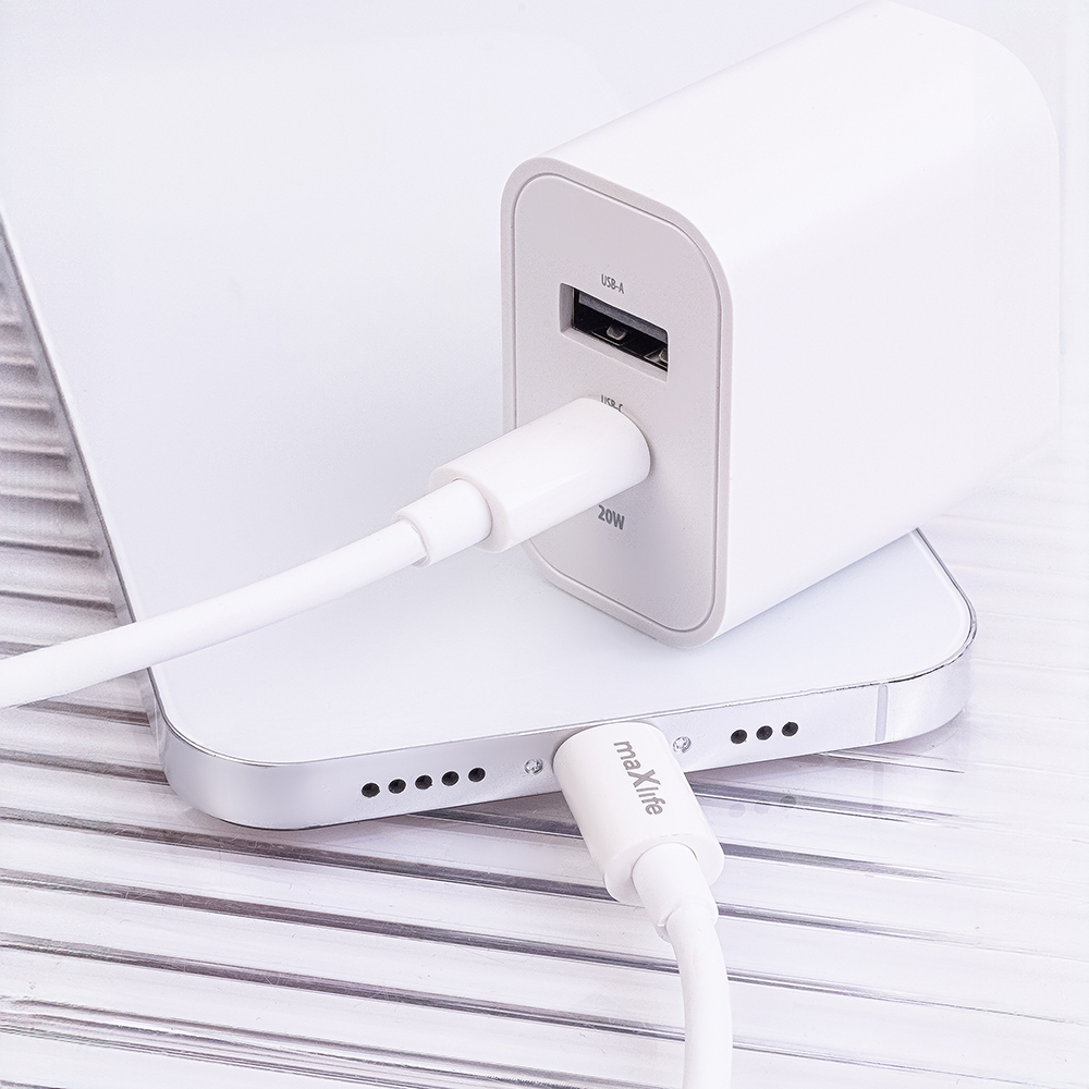 Szybka adowarka 20W z kablem do telefonu Maxlife  2 porty USB i USB-C kabel USB-C - Lightning Google Pixel 8a / 8