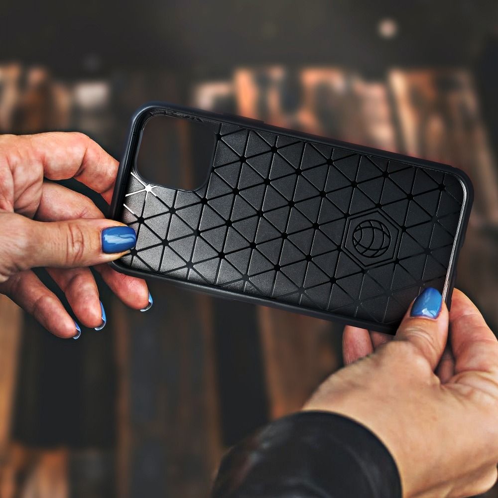 Pokrowiec Carbon Case czarny Apple iPhone 13 Pro / 6