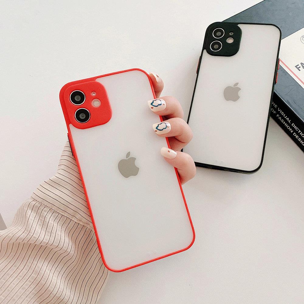 Pokrowiec silikonowy Milky Case czarny Apple iPhone 11 Pro / 4