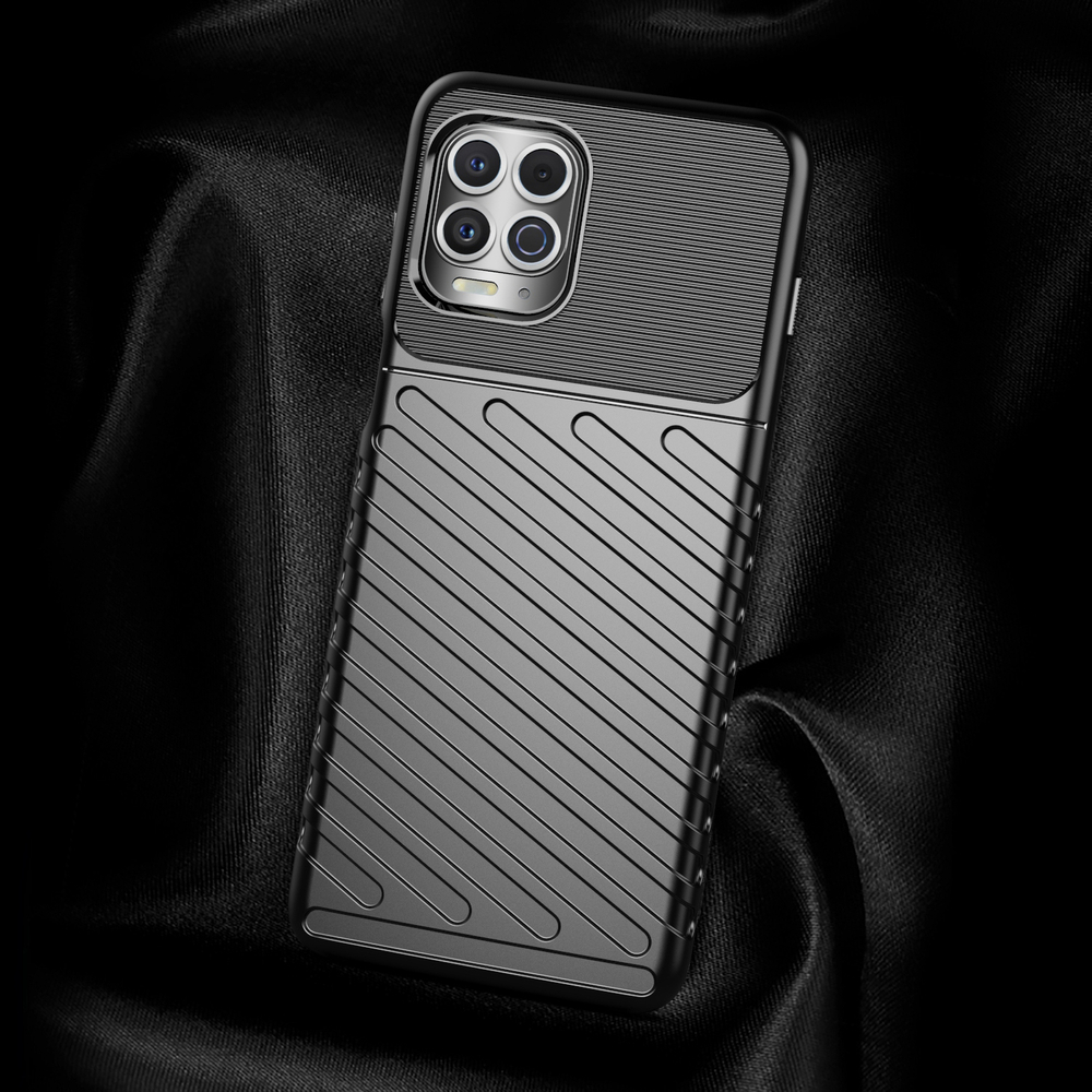 Pokrowiec Thunder Case czarny Motorola Moto G100 / 4